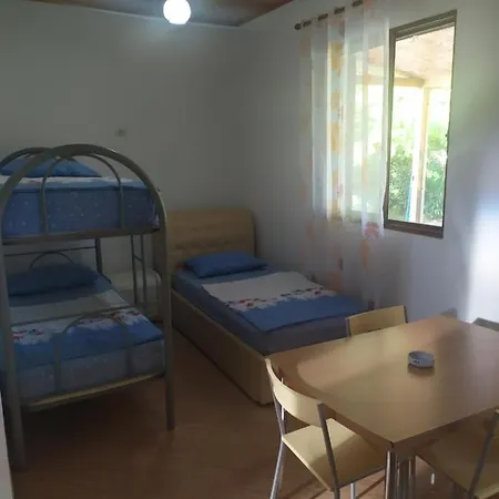 Vila 7 * ديفيجاكه